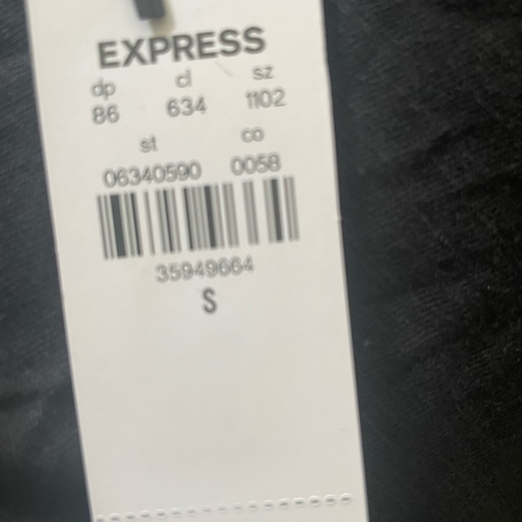 NWT Express skimming novelty button crew neck tee- pitch black - Picture 7 of 9